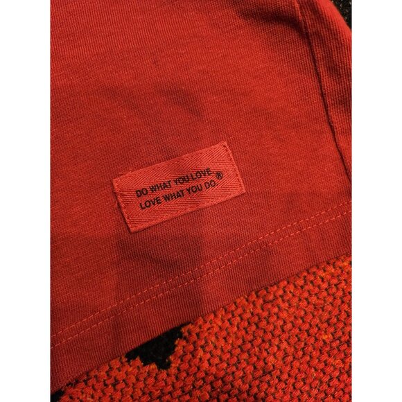 NEW Life Is Good Women's XXXL Crusher Tee Red V-Neck Santa Dog Graphic. Cotton - Picture 9 of 16